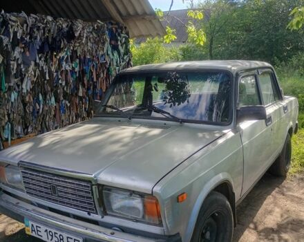 Серый ВАЗ 2107, объемом двигателя 0 л и пробегом 1000 тыс. км за 677 $, фото 1 на Automoto.ua