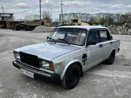 ВАЗ 2107 2003 в Запорожье на Automoto.ua Серый ВАЗ 2107, объемом двигателя 0 л и пробегом 2 тыс. км за 23500 $, фото 1 на Automoto.ua