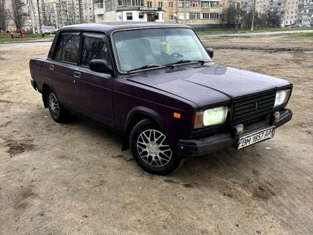 Серый ВАЗ 2107, объемом двигателя 1.6 л и пробегом 239 тыс. км за 1000 $, фото 1 на Automoto.ua