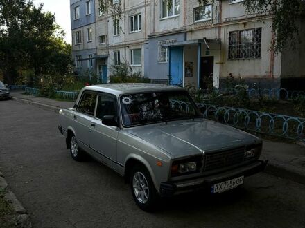 Серый ВАЗ 2107, объемом двигателя 1.5 л и пробегом 155 тыс. км за 960 $, фото 1 на Automoto.ua