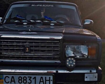 Сірий ВАЗ 2107, об'ємом двигуна 1.5 л та пробігом 177 тис. км за 1910 $, фото 1 на Automoto.ua