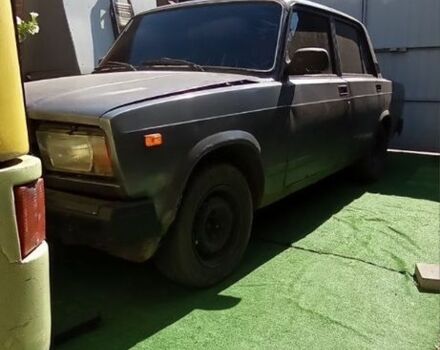 Сірий ВАЗ 2107, об'ємом двигуна 1.5 л та пробігом 100 тис. км за 601 $, фото 1 на Automoto.ua