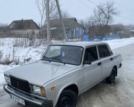 Серый ВАЗ 2107, объемом двигателя 1.5 л и пробегом 350 тыс. км за 813 $, фото 1 на Automoto.ua