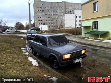 Серый ВАЗ 2107, объемом двигателя 1.5 л и пробегом 72 тыс. км за 1200 $, фото 1 на Automoto.ua