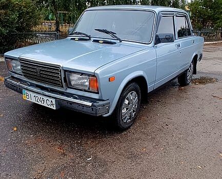 Сірий ВАЗ 2107, об'ємом двигуна 1.6 л та пробігом 150 тис. км за 1650 $, фото 1 на Automoto.ua