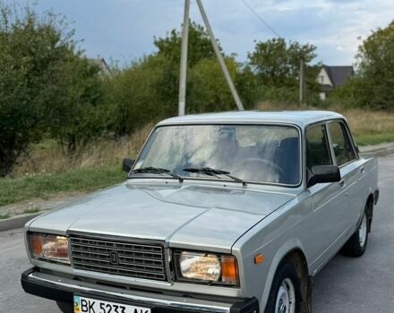 Сірий ВАЗ 2107, об'ємом двигуна 1.5 л та пробігом 70 тис. км за 2100 $, фото 1 на Automoto.ua