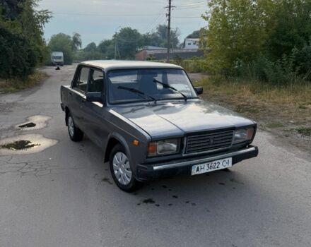 Серый ВАЗ 2107, объемом двигателя 1.5 л и пробегом 180 тыс. км за 950 $, фото 1 на Automoto.ua