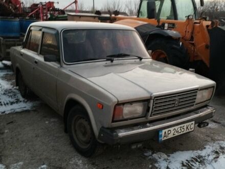 Серый ВАЗ 2107, объемом двигателя 1.5 л и пробегом 190 тыс. км за 1858 $, фото 1 на Automoto.ua
