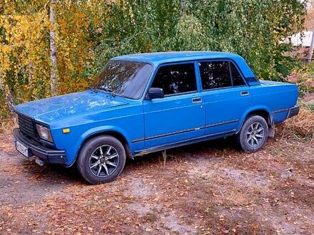 ВАЗ 2107 2007 в Змиеве на Automoto.ua Серый ВАЗ 2107, объемом двигателя 1.4 л и пробегом 275 тыс. км за 1750 $, фото 1 на Automoto.ua