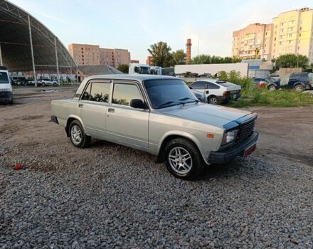 Серый ВАЗ 2107, объемом двигателя 1.6 л и пробегом 200 тыс. км за 950 $, фото 1 на Automoto.ua