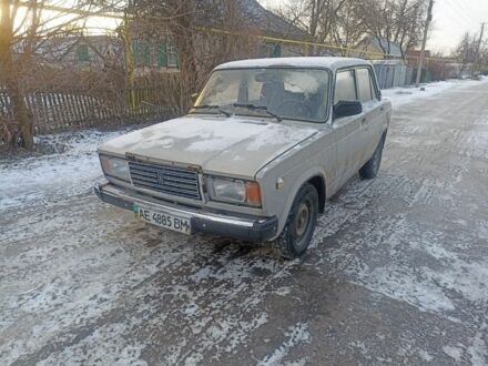 Сірий ВАЗ 2107, об'ємом двигуна 1 л та пробігом 230 тис. км за 450 $, фото 1 на Automoto.ua