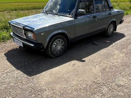 ВАЗ 2107 2007 у Белгород-Днестровском на Automoto.ua Сірий ВАЗ 2107, об'ємом двигуна 1.5 л та пробігом 72 тис. км за 1900 $, фото 1 на Automoto.ua