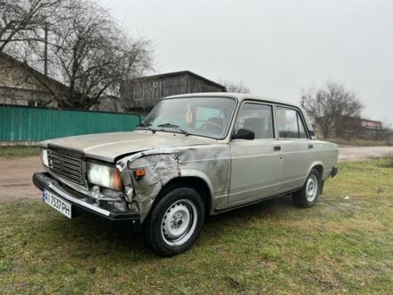 Серый ВАЗ 2107, объемом двигателя 1.5 л и пробегом 113 тыс. км за 800 $, фото 1 на Automoto.ua