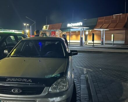 ВАЗ 2107 2009 у Радомышле на Automoto.ua Сірий ВАЗ 2107, об'ємом двигуна 1.6 л та пробігом 300 тис. км за 2700 $, фото 1 на Automoto.ua