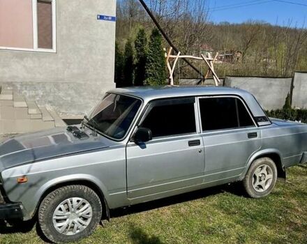 Серый ВАЗ 2107, объемом двигателя 1.6 л и пробегом 130 тыс. км за 1300 $, фото 1 на Automoto.ua