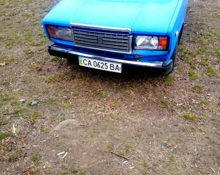 Синий ВАЗ 2107, объемом двигателя 1.5 л и пробегом 0 тыс. км за 550 $, фото 2 на Automoto.ua