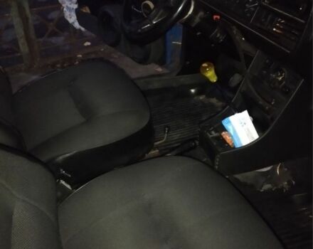 ВАЗ 2107 1986 у Дніпро (Дніпропетровську) на Automoto.ua Синій ВАЗ 2107, об'ємом двигуна 1.3 л та пробігом 3 тис. км за 1700 $, фото 5 на Automoto.ua