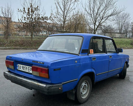 Синий ВАЗ 2107, объемом двигателя 1.45 л и пробегом 38 тыс. км за 1000 $, фото 2 на Automoto.ua