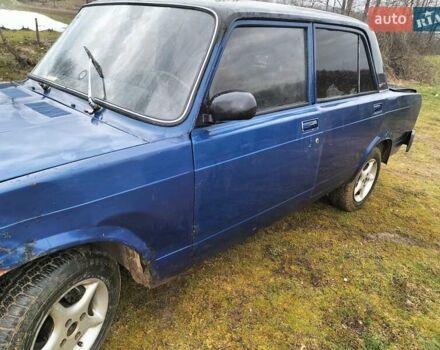Синий ВАЗ 2107, объемом двигателя 1.3 л и пробегом 500 тыс. км за 400 $, фото 1 на Automoto.ua