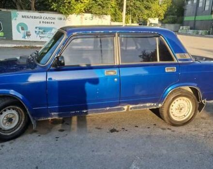 ВАЗ 2107 1988 в Каменце-Подольском на Automoto.ua Синий ВАЗ 2107, объемом двигателя 1.5 л и пробегом 380 тыс. км за 1650 $, фото 6 на Automoto.ua