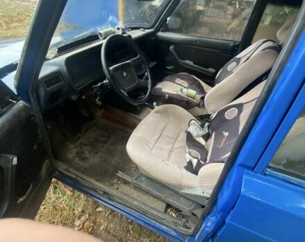 Синий ВАЗ 2107, объемом двигателя 1.6 л и пробегом 25 тыс. км за 300 $, фото 3 на Automoto.ua
