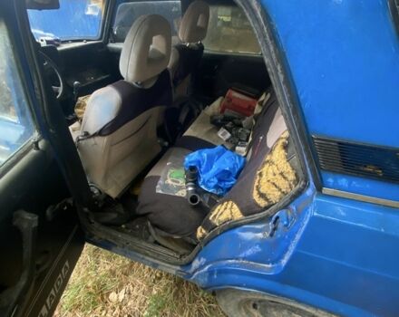 Синий ВАЗ 2107, объемом двигателя 1.6 л и пробегом 25 тыс. км за 300 $, фото 4 на Automoto.ua