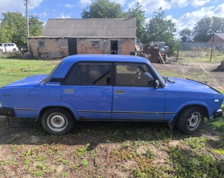 ВАЗ 2107 1989 у Полтаві на Automoto.ua Синій ВАЗ 2107, об'ємом двигуна 0 л та пробігом 50 тис. км за 1100 $, фото 2 на Automoto.ua