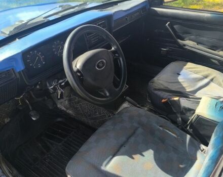 ВАЗ 2107 1989 у Полтаві на Automoto.ua Синій ВАЗ 2107, об'ємом двигуна 0 л та пробігом 50 тис. км за 1100 $, фото 4 на Automoto.ua