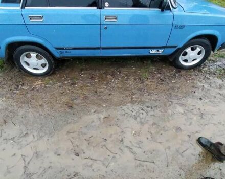 Синий ВАЗ 2107, объемом двигателя 1.5 л и пробегом 100 тыс. км за 1000 $, фото 2 на Automoto.ua