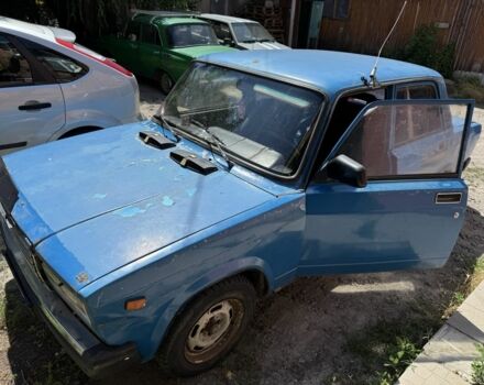 Синий ВАЗ 2107, объемом двигателя 1.5 л и пробегом 260 тыс. км за 500 $, фото 1 на Automoto.ua