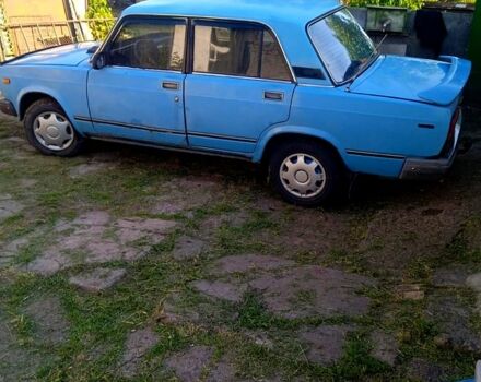 Синий ВАЗ 2107, объемом двигателя 1.5 л и пробегом 300 тыс. км за 750 $, фото 3 на Automoto.ua