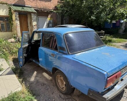 Синий ВАЗ 2107, объемом двигателя 1.5 л и пробегом 260 тыс. км за 500 $, фото 2 на Automoto.ua