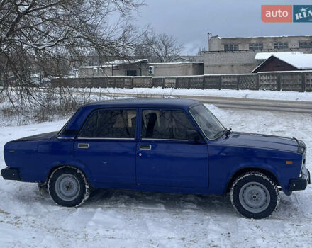 Синий ВАЗ 2107, объемом двигателя 1.5 л и пробегом 333 тыс. км за 1500 $, фото 3 на Automoto.ua
