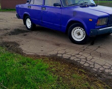 Синий ВАЗ 2107, объемом двигателя 15 л и пробегом 0 тыс. км за 550 $, фото 1 на Automoto.ua