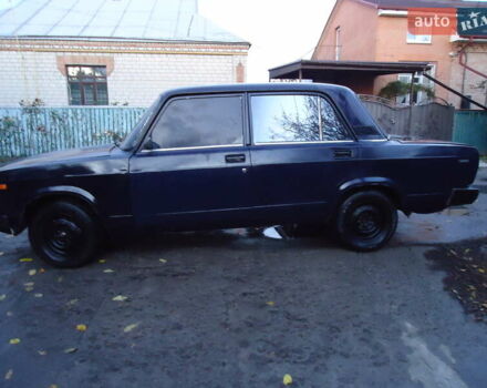 ВАЗ 2107 1991 в Умани на Automoto.ua Синий ВАЗ 2107, объемом двигателя 1.45 л и пробегом 120 тыс. км за 600 $, фото 2 на Automoto.ua