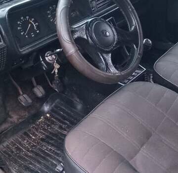 Синий ВАЗ 2107, объемом двигателя 1.45 л и пробегом 170 тыс. км за 678 $, фото 5 на Automoto.ua