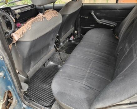 Синий ВАЗ 2107, объемом двигателя 1.6 л и пробегом 32 тыс. км за 899 $, фото 3 на Automoto.ua