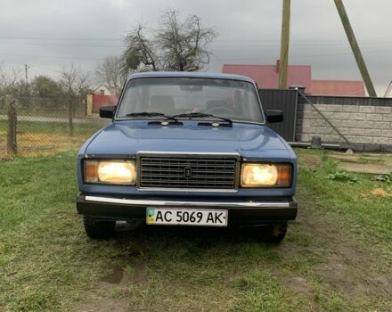 Синий ВАЗ 2107, объемом двигателя 1.5 л и пробегом 250 тыс. км за 650 $, фото 1 на Automoto.ua