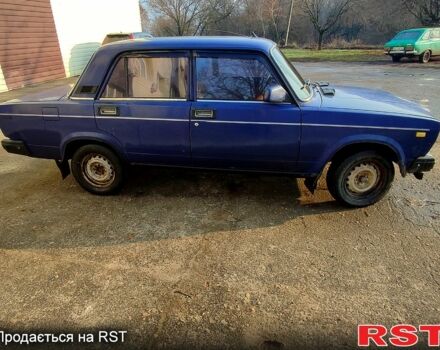 Синий ВАЗ 2107, объемом двигателя 1.5 л и пробегом 0 тыс. км за 800 $, фото 3 на Automoto.ua