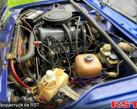 Синий ВАЗ 2107, объемом двигателя 1.5 л и пробегом 186 тыс. км за 1200 $, фото 6 на Automoto.ua