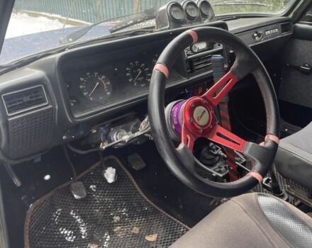 Синий ВАЗ 2107, объемом двигателя 1.5 л и пробегом 25 тыс. км за 1050 $, фото 6 на Automoto.ua