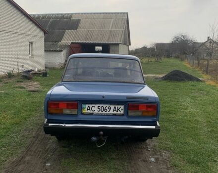 Синий ВАЗ 2107, объемом двигателя 1.5 л и пробегом 250 тыс. км за 650 $, фото 2 на Automoto.ua