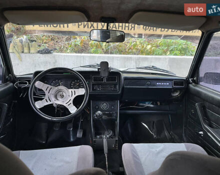 Синий ВАЗ 2107, объемом двигателя 1.6 л и пробегом 300 тыс. км за 1200 $, фото 13 на Automoto.ua