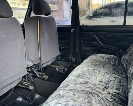 Синий ВАЗ 2107, объемом двигателя 1.5 л и пробегом 300 тыс. км за 1200 $, фото 4 на Automoto.ua