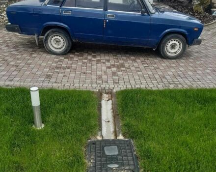 ВАЗ 2107 2001 в Тернополе на Automoto.ua Синий ВАЗ 2107, объемом двигателя 0 л и пробегом 85 тыс. км за 800 $, фото 1 на Automoto.ua