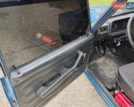 Синий ВАЗ 2107, объемом двигателя 1.45 л и пробегом 35 тыс. км за 1150 $, фото 5 на Automoto.ua