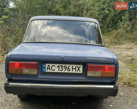 Синий ВАЗ 2107, объемом двигателя 1.44 л и пробегом 190 тыс. км за 1200 $, фото 4 на Automoto.ua