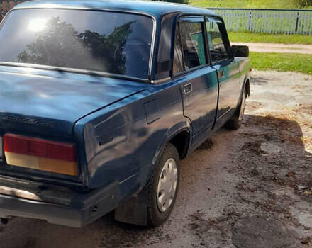 Синій ВАЗ 2107, об'ємом двигуна 1.5 л та пробігом 220 тис. км за 1100 $, фото 3 на Automoto.ua