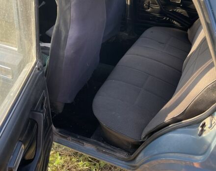 Синий ВАЗ 2107, объемом двигателя 1.5 л и пробегом 75 тыс. км за 350 $, фото 5 на Automoto.ua