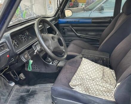 Синий ВАЗ 2107, объемом двигателя 1.5 л и пробегом 250 тыс. км за 550 $, фото 2 на Automoto.ua